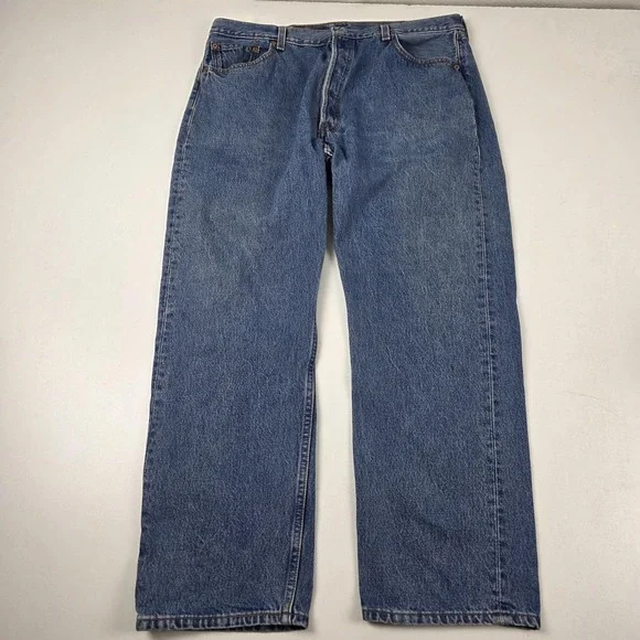 Vintage Levis 501 Jeans Mens 40x30 Denim Medium Wash Button Fly Made USA 90s
